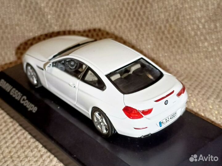 Модель автомобиля BMW 650i F13 1/43