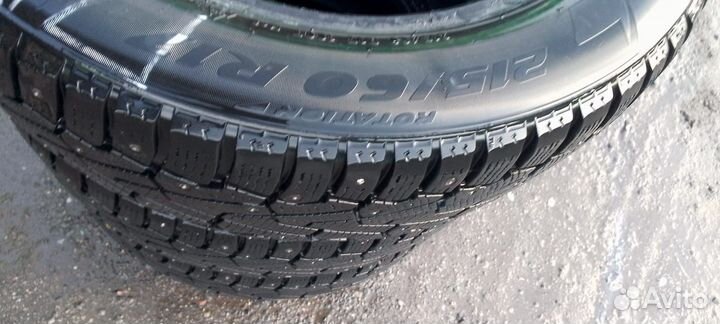 Pirelli Ice Zero 215/60 R17