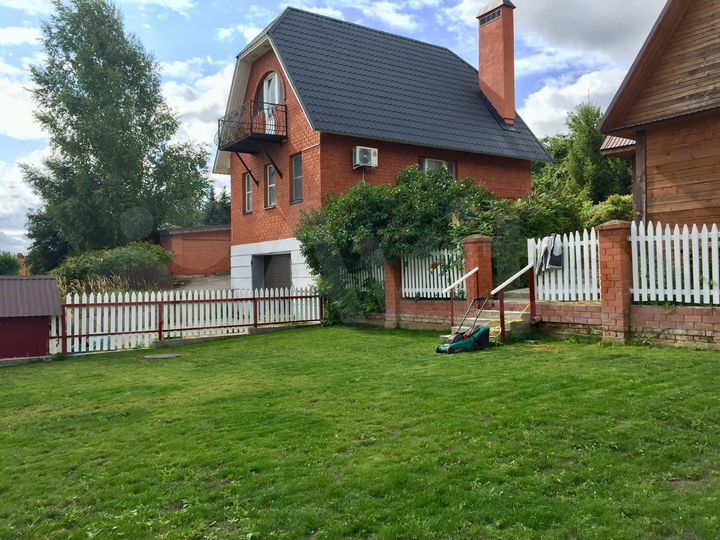 Коттедж 145 м² на участке 15 сот.