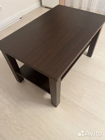 Журнальный столик