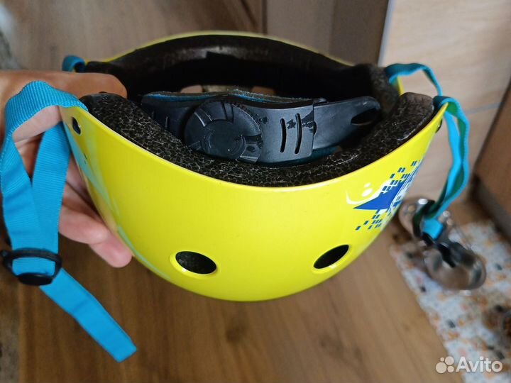 Шлем (ролики, самокат, велосипед)