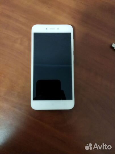 Xiaomi Redmi 5A, 2/16 ГБ