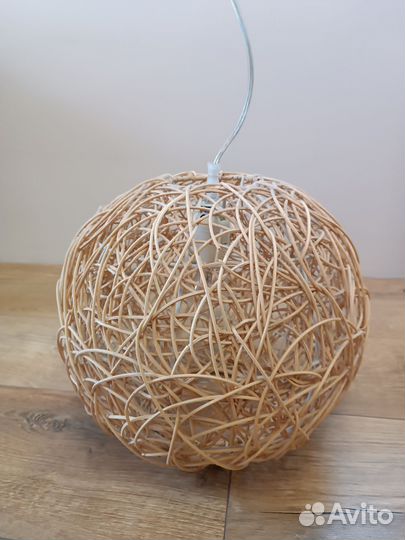 Светильник подвесной из ротанга Vitaluce