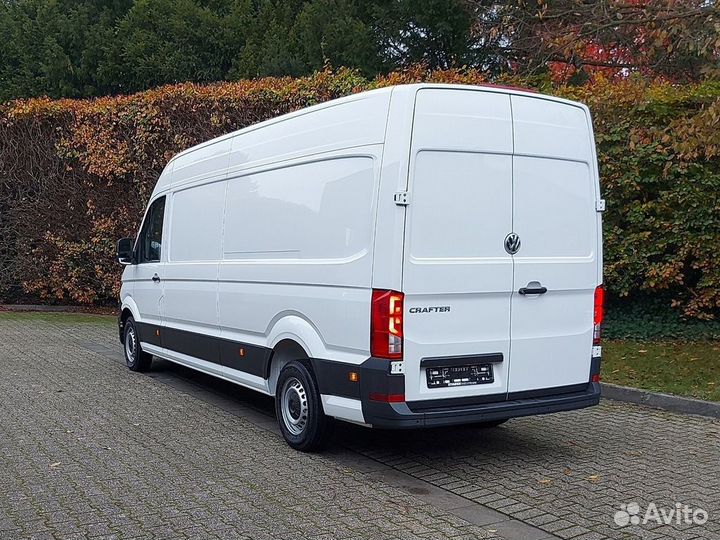 Volkswagen Crafter цельнометаллический, 2023