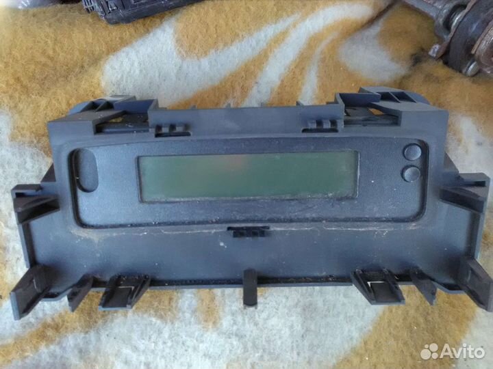 Дисплей, часы Renault Megan II