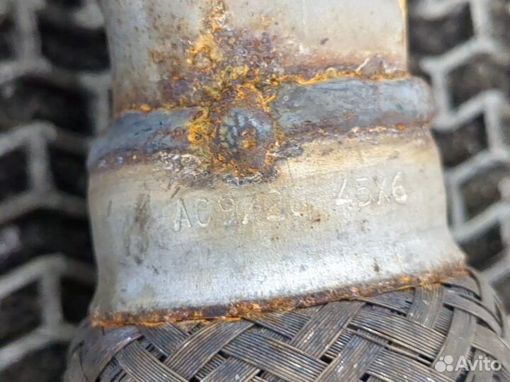 Глушитель Volkswagen Fox, 2010