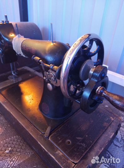 Швейная машинка в рабочем состоянии