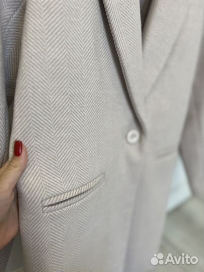 Пальто осеннее