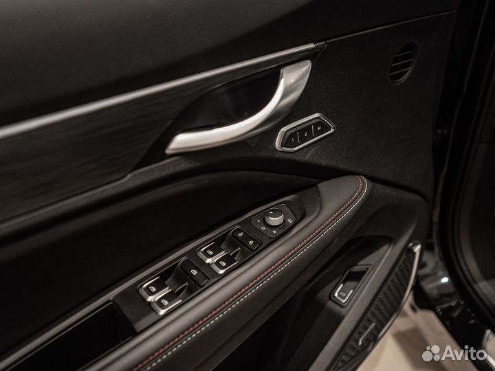 Geely Tugella 2.0 AT, 2024