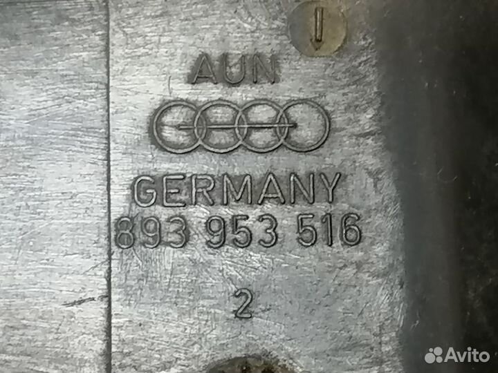 Кожух рулевой колонки Audi 80 B3 1.6 DT 1986-1991