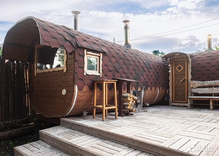 Баня на дровах у озера с купелью, для парения