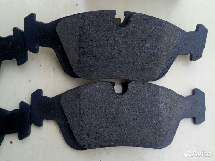 Передние тормозные колодки для BMW 3 E36/E46