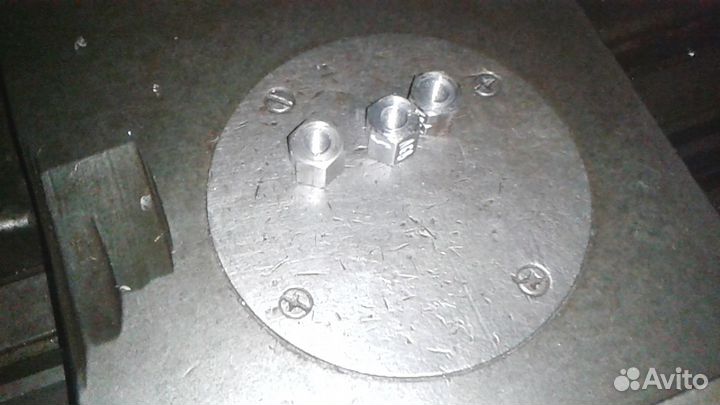 Гайки на квадрацикл с левой резьбой