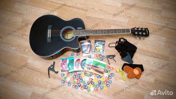 Гитара акустическая