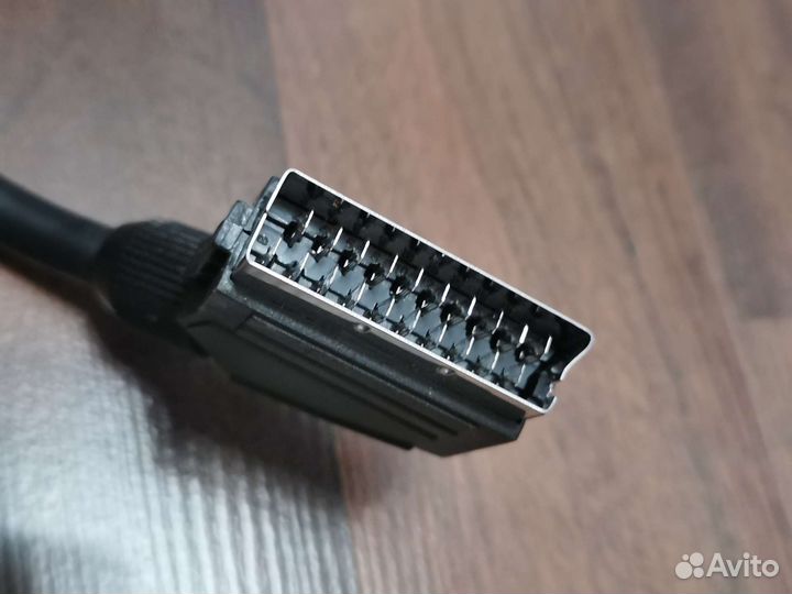 Кабель scart-6RCA