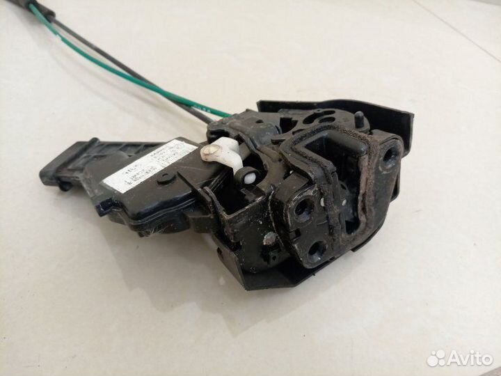 Замок двери задний правый Kia Magentis 2 MG G4KD