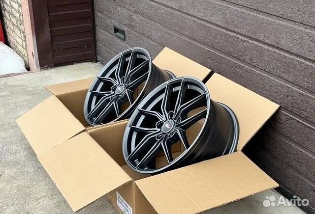 Диски литые HRE FF Matt Gunmetal R18 4x100 Solaris