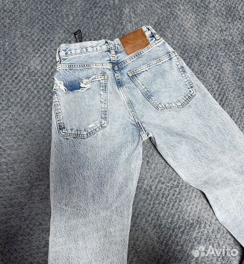 Джинсы Zara