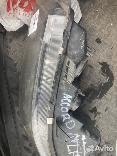 Фара левая Honda Accord 7