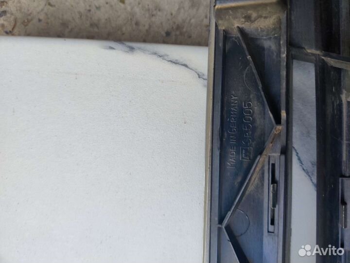 Решетка радиатора Mercedes w211