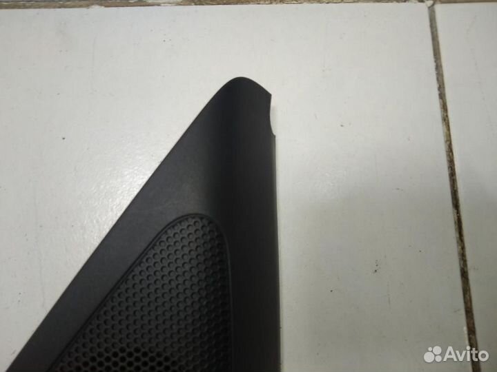 Накладка двери треугольник Volkswagen Tiguan 5N1 2