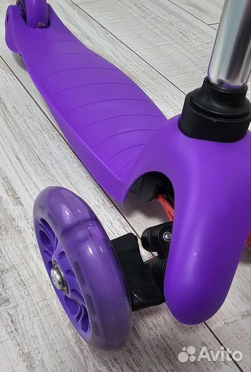 Самокат трехколесный Scooter Mini