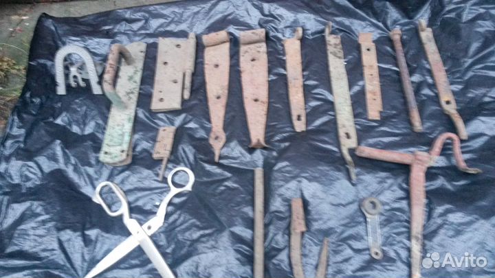 Старинные предметы из металла