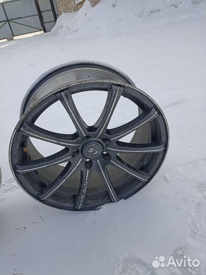 Продам литые диски р18