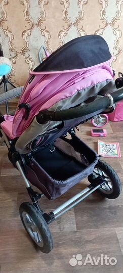 Прогулочная коляска