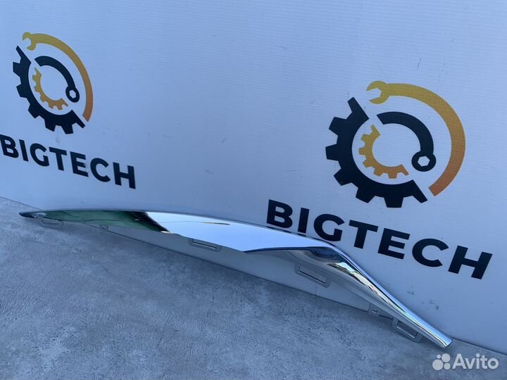 Молдинг переднего бампера Mercedes A1178855000