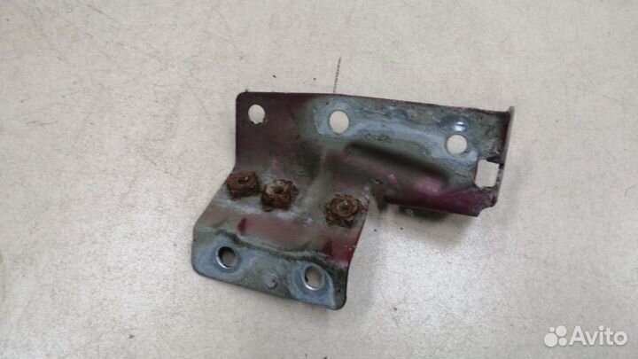 Кронштейн заднего бампера правый Renault Kangoo