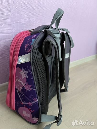 Рюкзак школьный с ортопедической спинкой