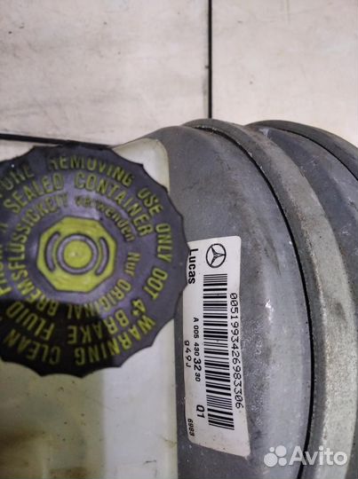 Вакуумник тормозной w210 E-class