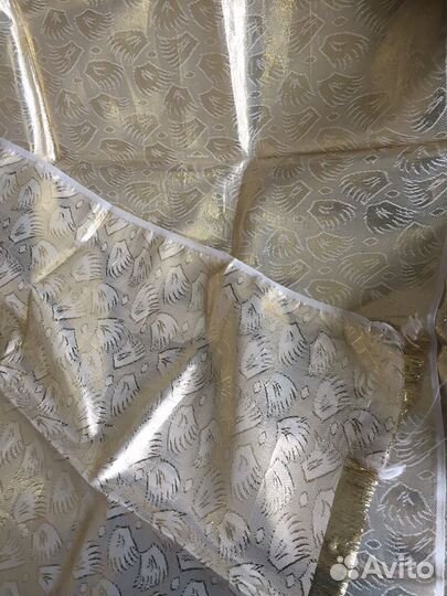 Ткани.Парча с золотыми нитями. Старинная