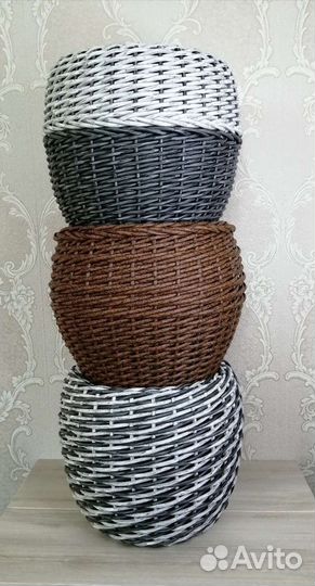 Кашпо из искусственного ротанга