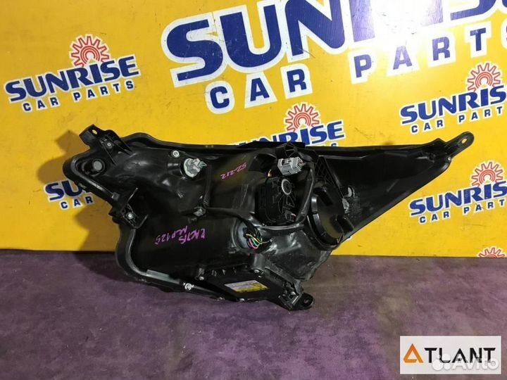 Фара правая toyota ractis