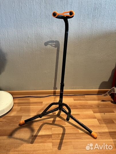 Ortega стойка для гитары новая