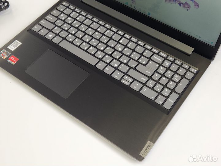 Офисный Lenovo IdeaPad L340 Ryzen 3 3200U 8GB 512G
