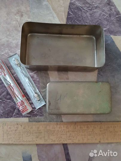 СССР Шприцы, иглы, контейнер для кипячения