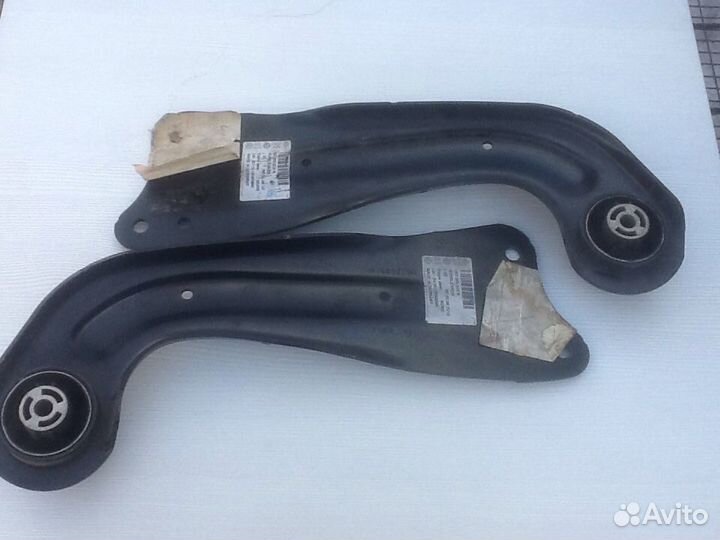 Рычаг задней подвески Фольцваген