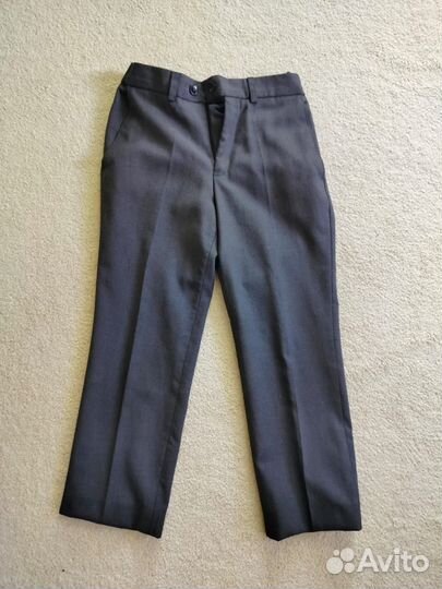 Школьный костюм для мальчика 128 серый