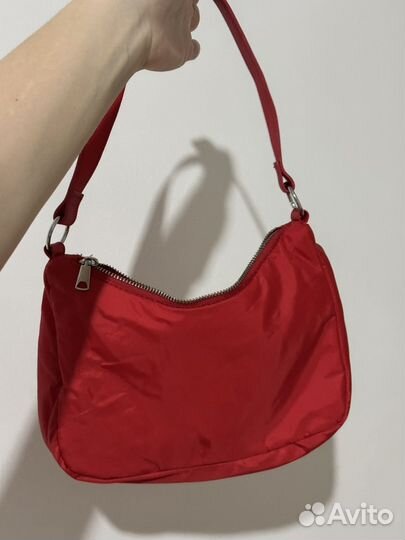 Красная сумка