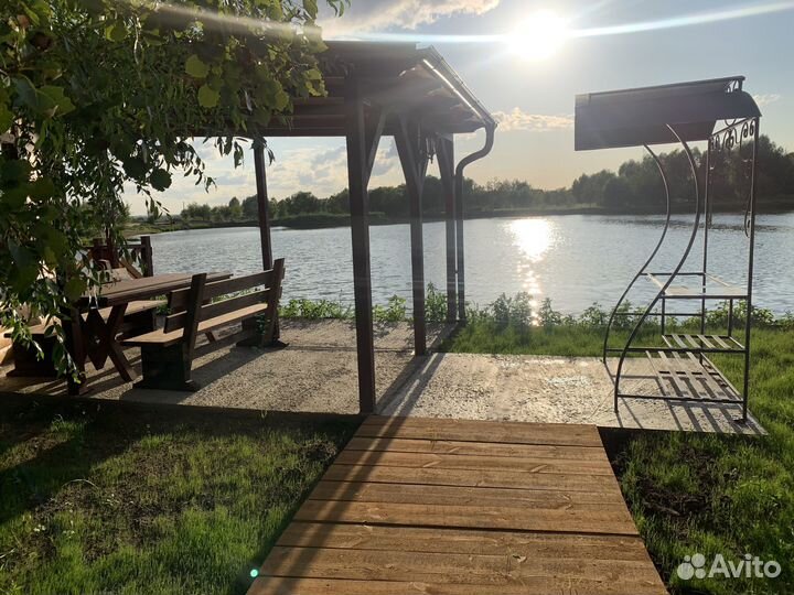 Аренда теплой беседки у воды