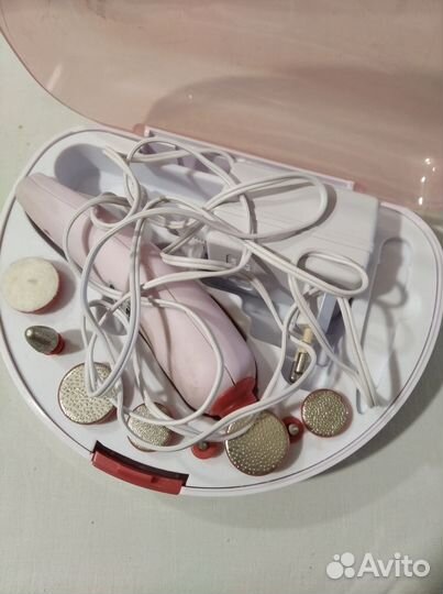 Маникюрно-педикюрный набор,модель TS-1401