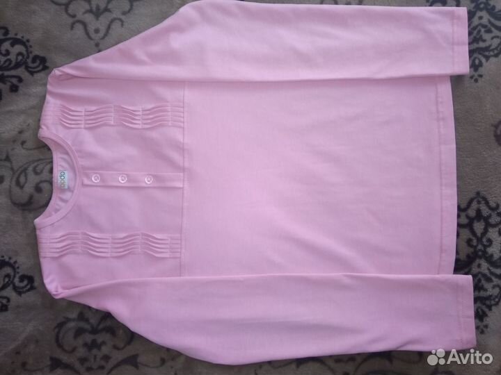 Кофточки трикотажные (2 в объявлении)