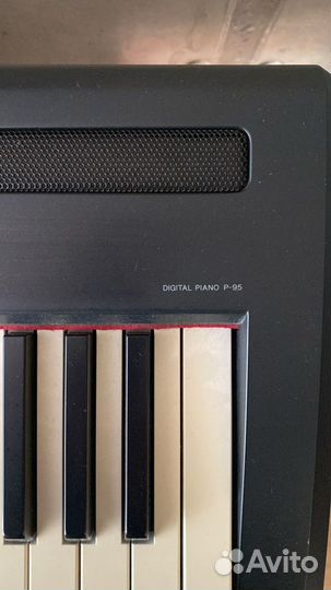Цифровое пианино yamaha P95