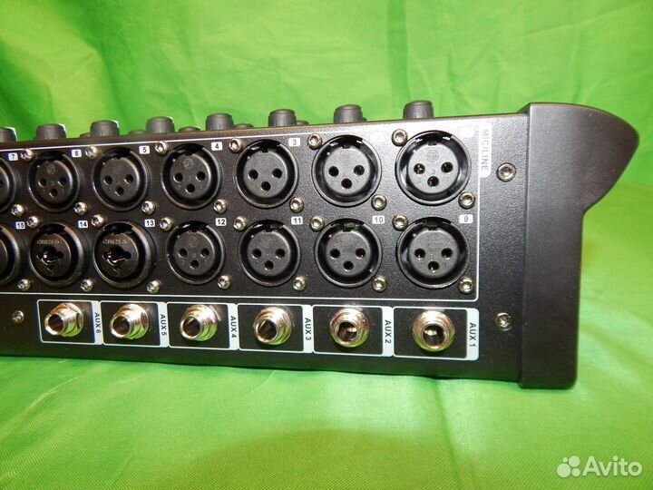 Цифровой микшерный пульт