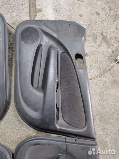 Дверные карты corolla e110