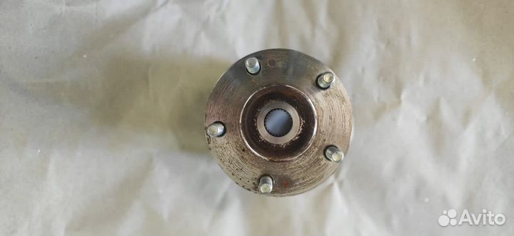 Задняя ступица Mitsubishi Outlander 3