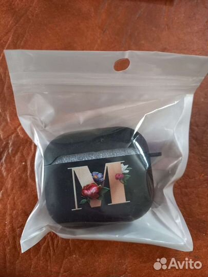 Чехол для беспроводных наушников